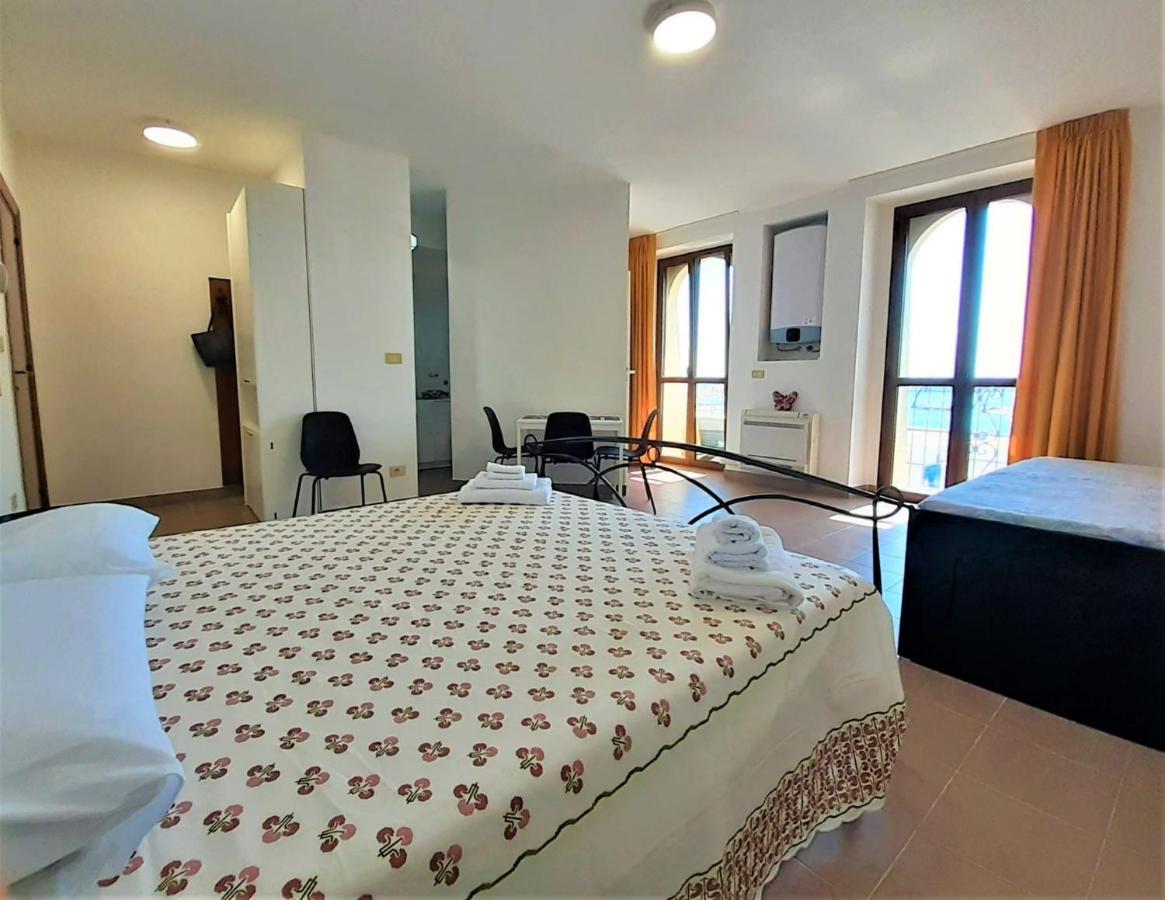 K&K Room Duomo1 테르몰리 외부 사진